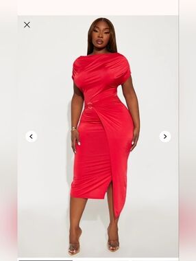 Fashion Nova Zavala Off Shoulder Midi Dress - Red Size 1X (NWOT)